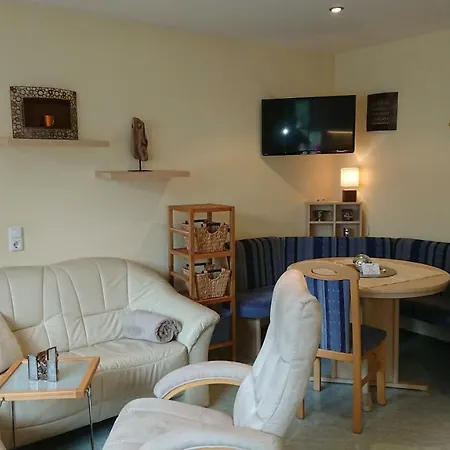 Haus Am Berg Apartment *